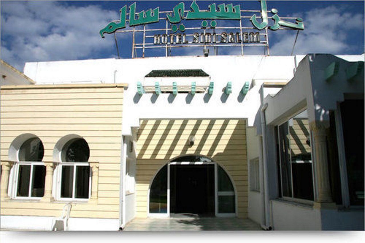 Complexe Touristique Sidi Salem Hotell Bizerte Exteriör bild